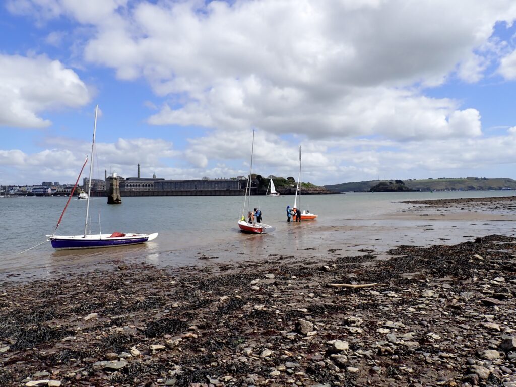 The beach to the side of the Edgcumbe Arms